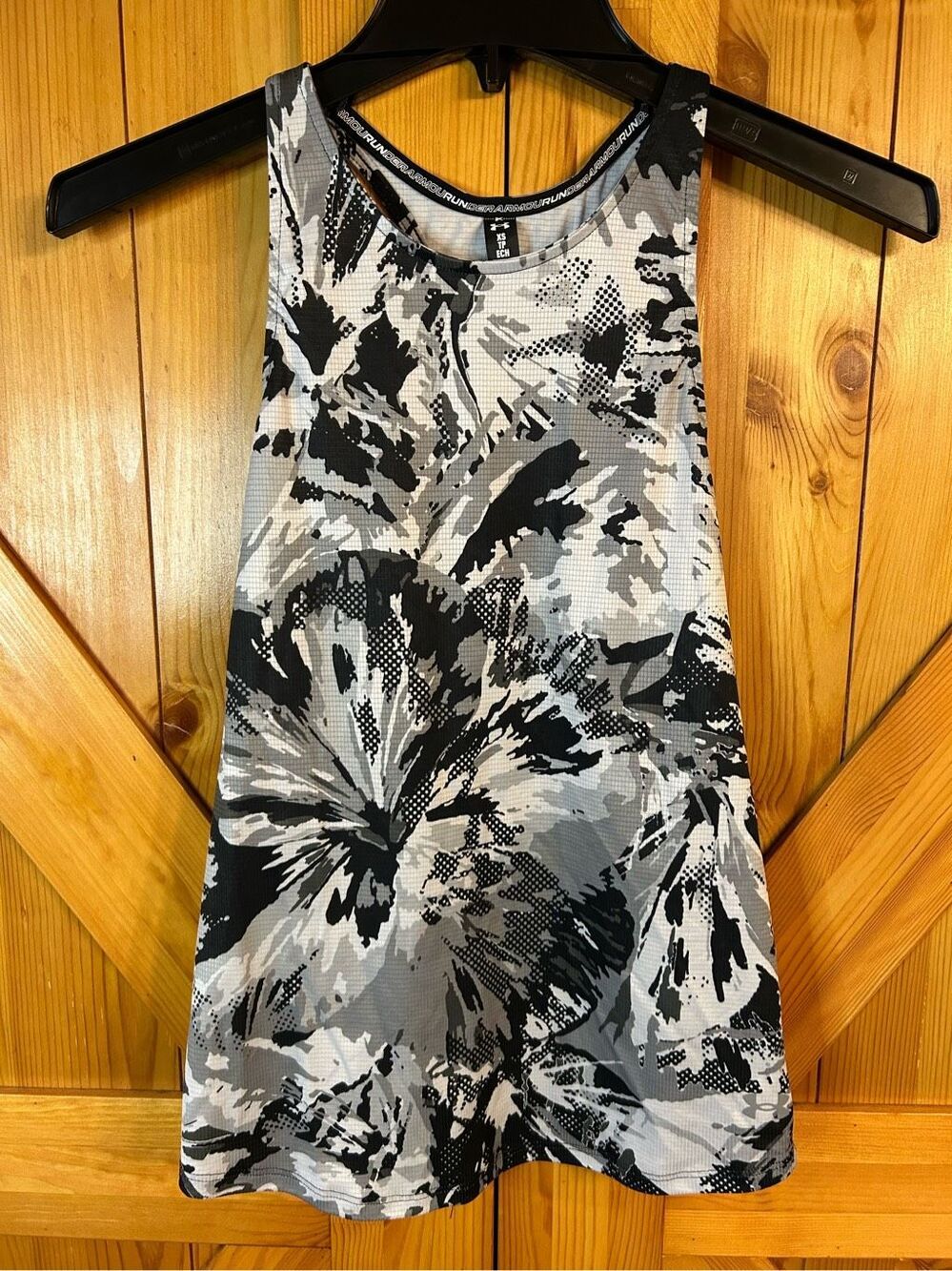 UNDER ARMOUR Women's Camo  UA Cool Switch Running Tank Top XS (0365)